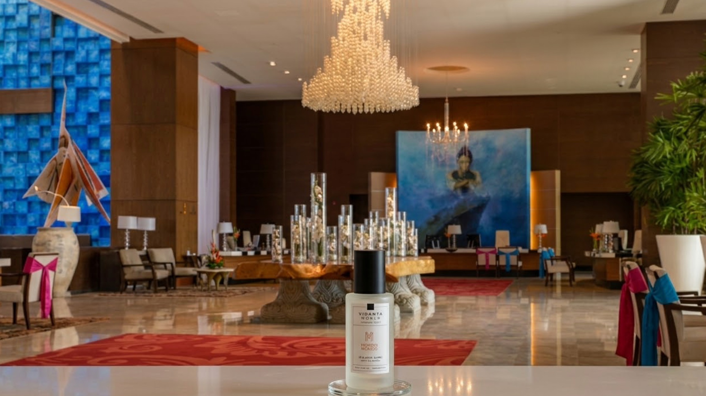 The VidantaWorld Signature Scent: Now Available Online in the US