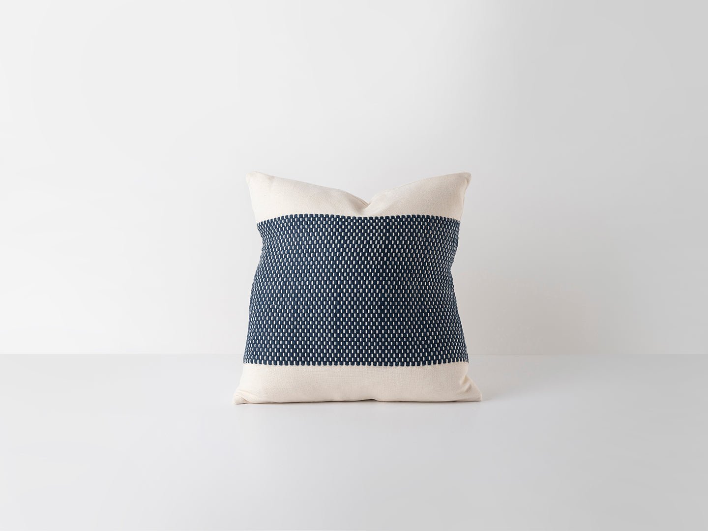 Río Cushion Cover - Modern Mexico