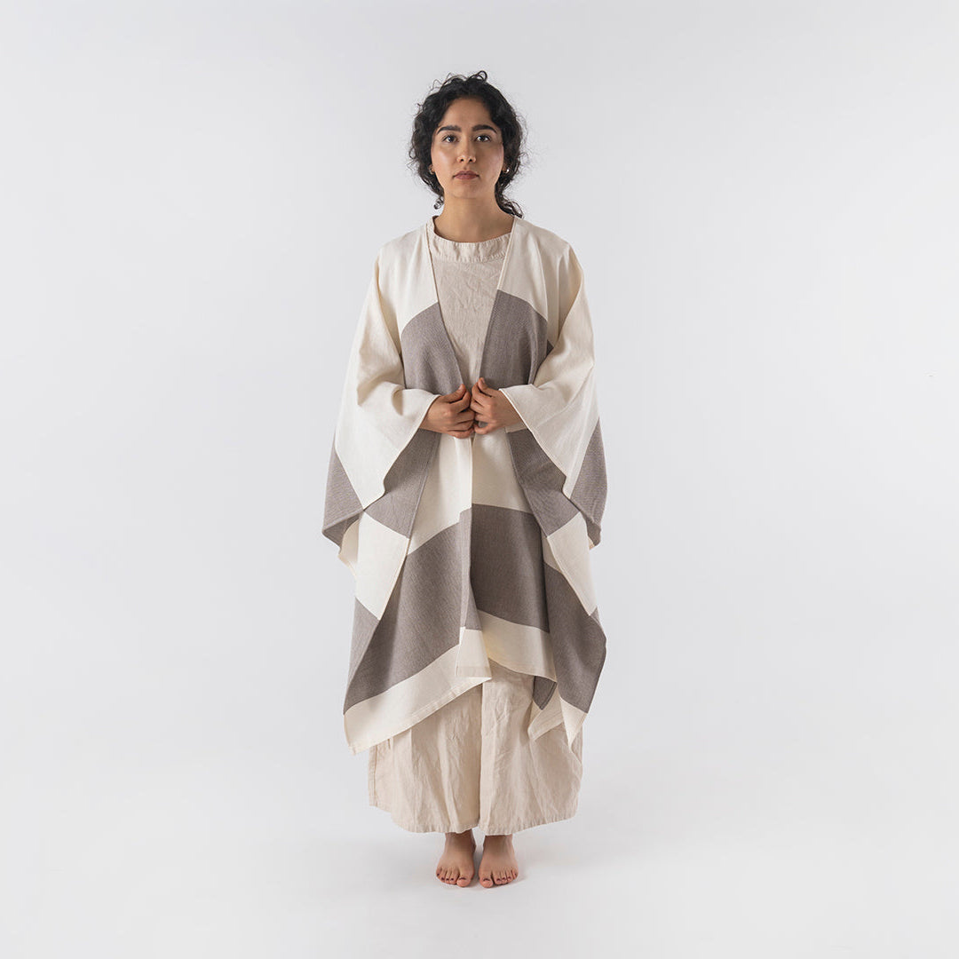 Telar Poncho - Modern Mexico