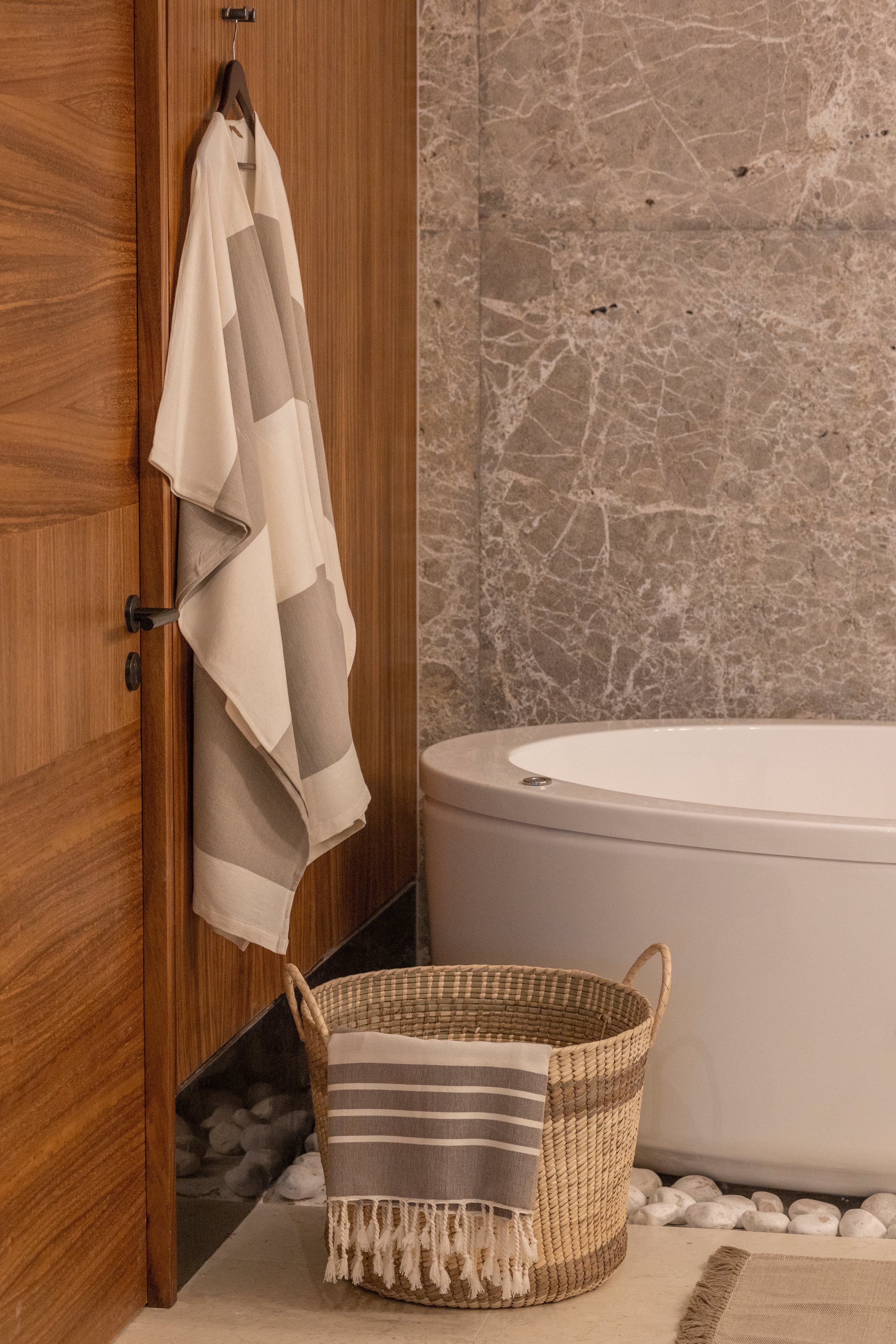 Telar Poncho - Modern Mexico