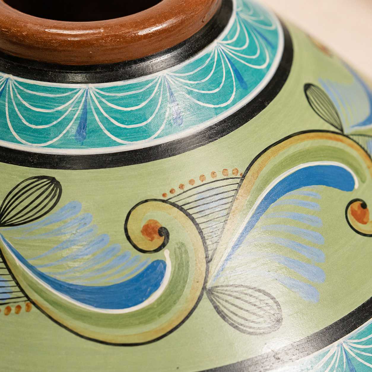 Green Churumbela Vase - Modern Mexico