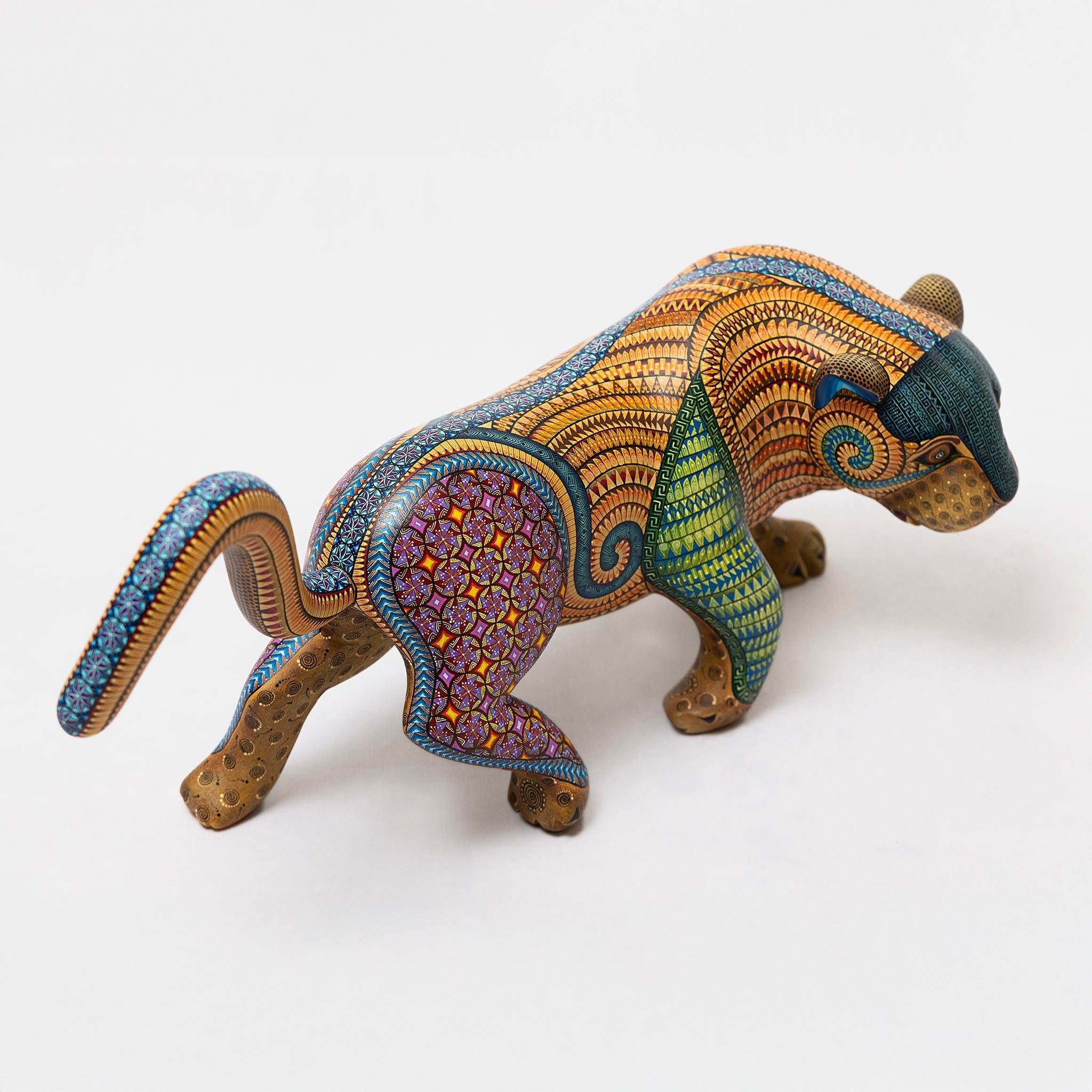 Caza Jaguar - Modern Mexico