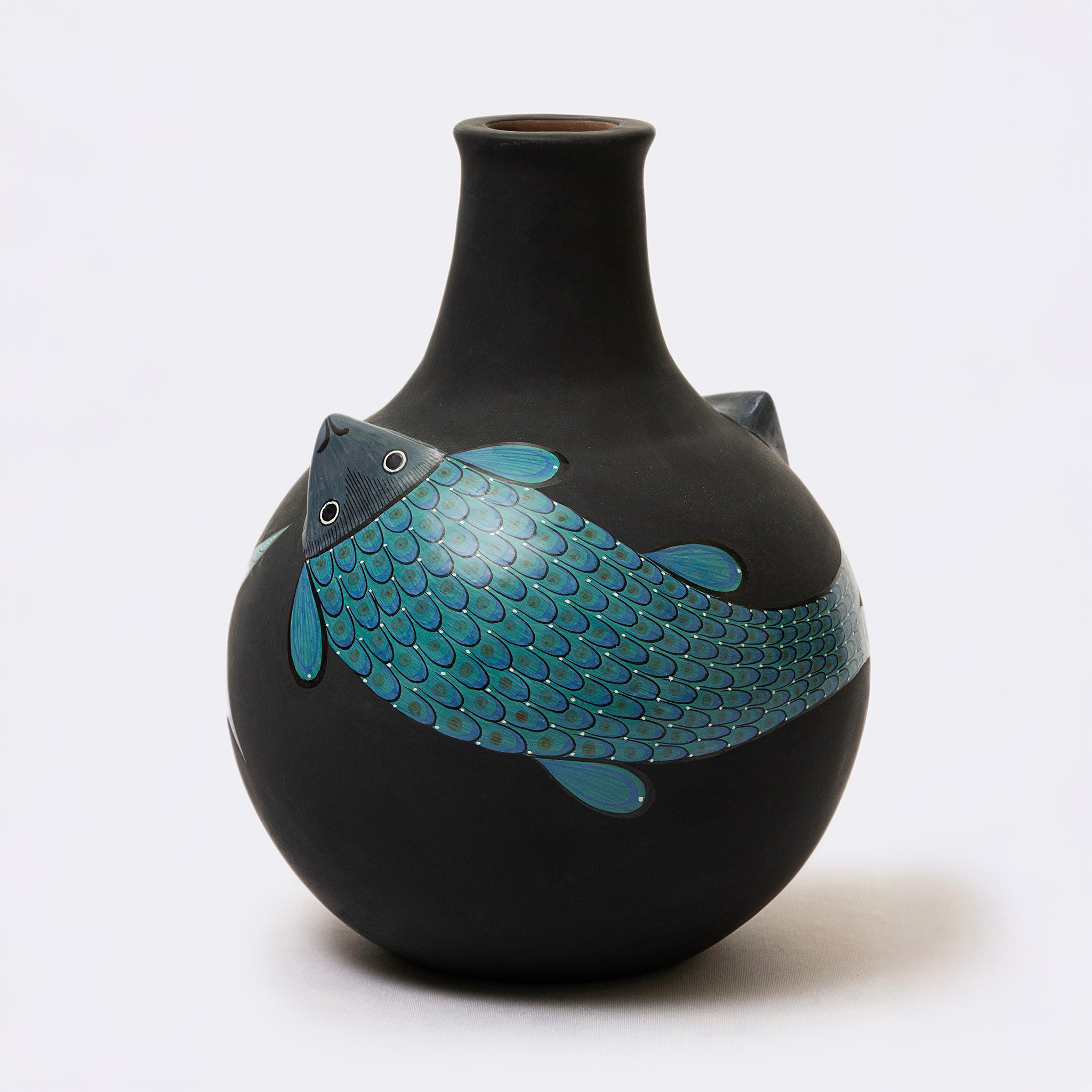 Koi de Barro Vase - Modern Mexico