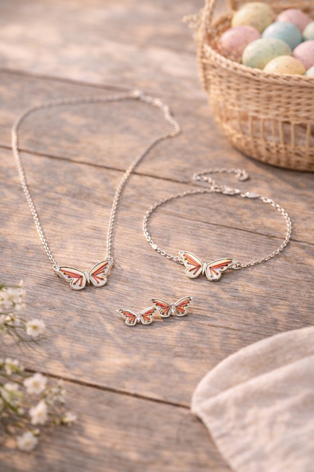 Mariposa Necklace - Modern Mexico