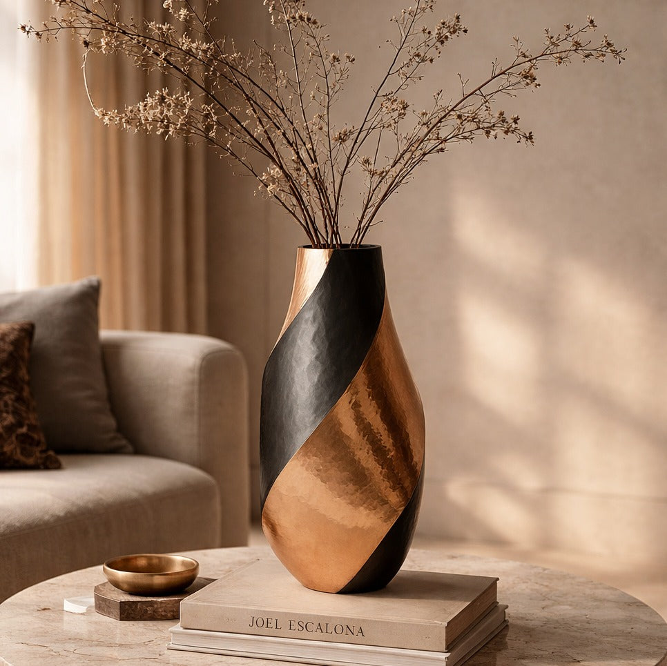 Buena Vista Vase - Copper Modern Mexico